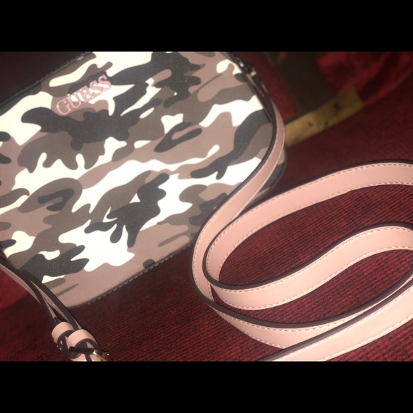 Pink And Green Camo GUESS Crossbody Purse - Picture 2 of 6